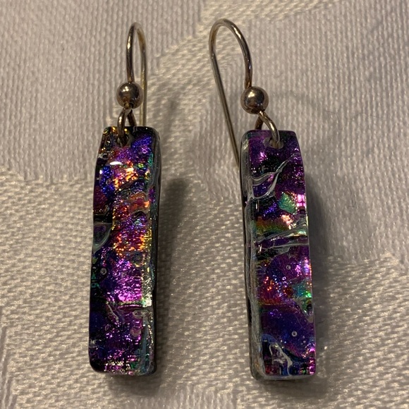 Earings - Picture 2 of 2